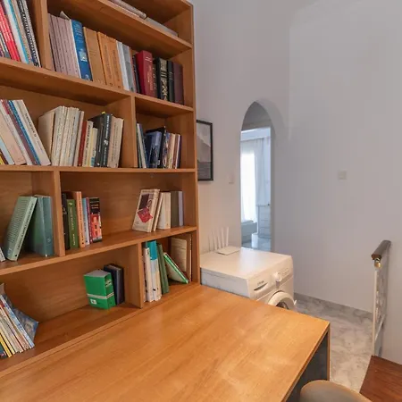 Evangelia's Mansion בית נופש